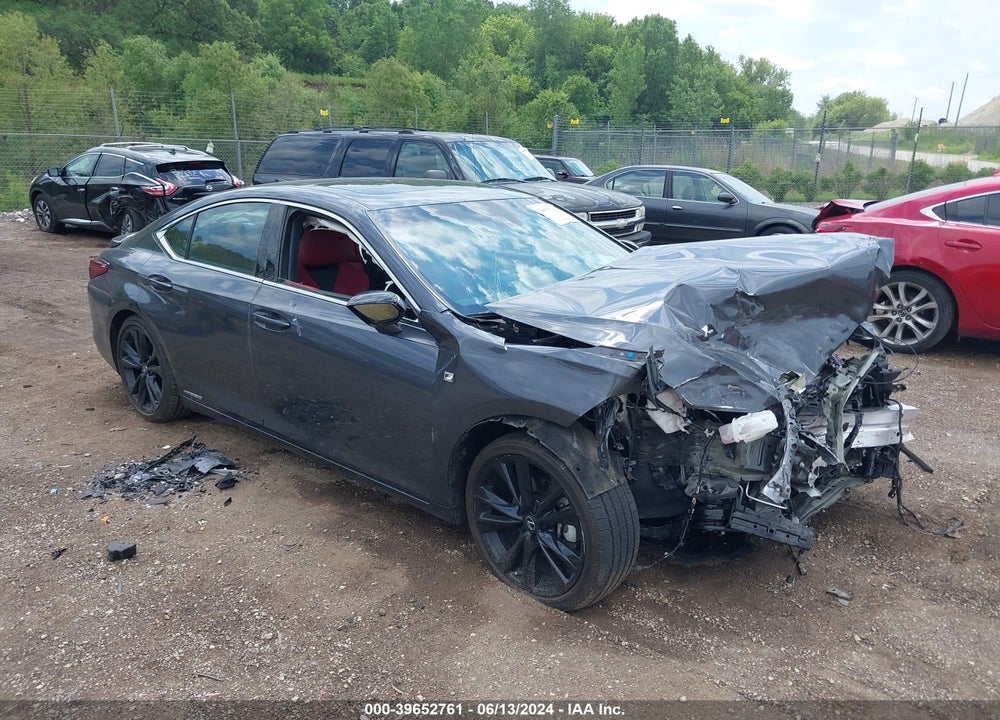 2022 LEXUS ES 300H F-SPORT VIN: 58AGA1C13NU018616