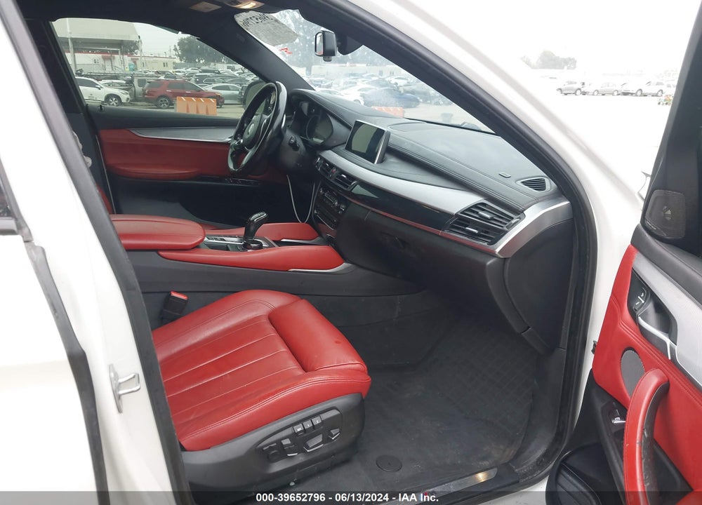 2017 BMW X6 XDRIVE50I VIN: 5UXKU6C59H0S82592