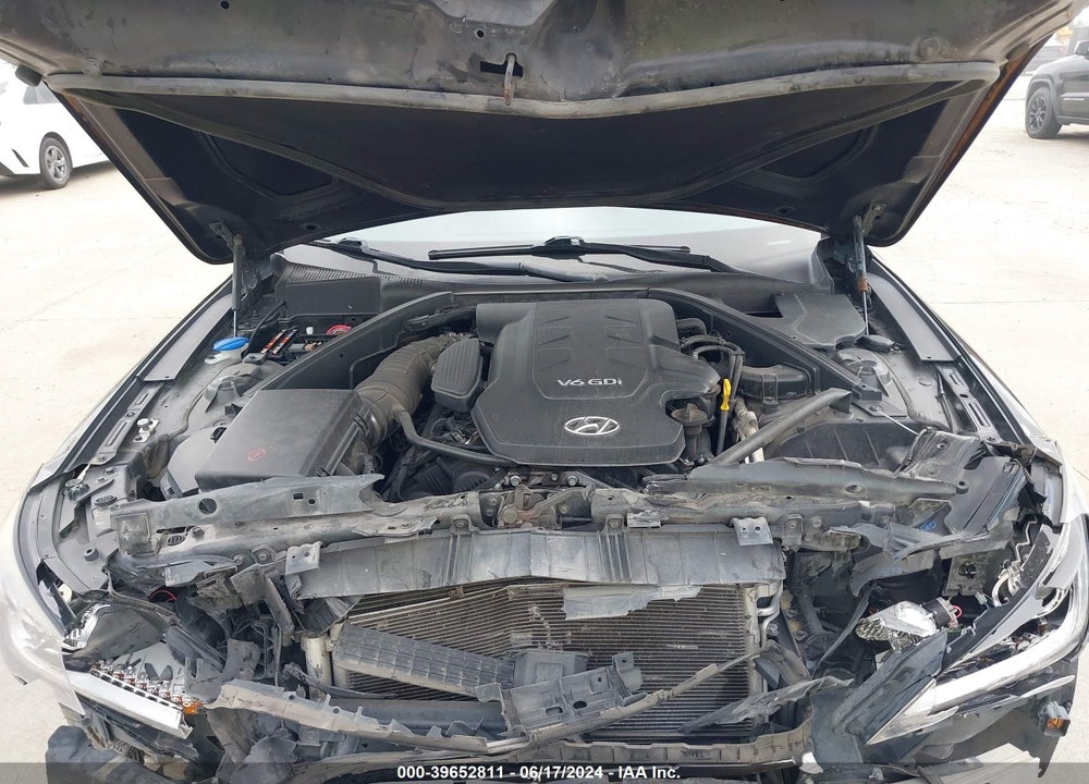 2015 HYUNDAI GENESIS 3.8 VIN: KMHGN4JE9FU032539