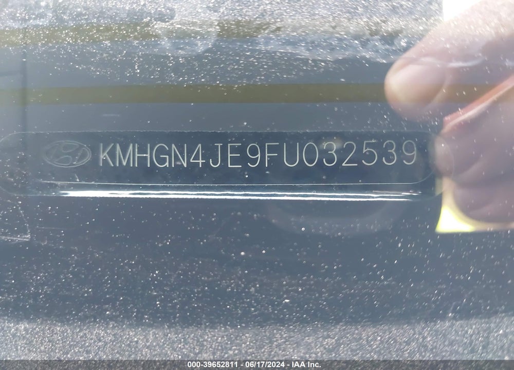 2015 HYUNDAI GENESIS 3.8 VIN: KMHGN4JE9FU032539