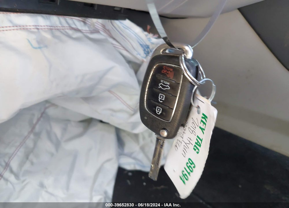 2018 HYUNDAI SONATA VIN: 5NPE24AF5JH599203