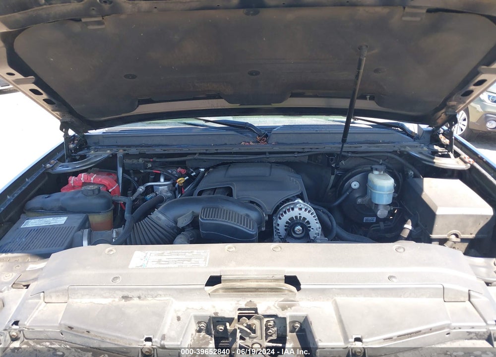 2008 CHEVROLET SUBURBAN 1500 LT VIN: 3GNFK16378G197484