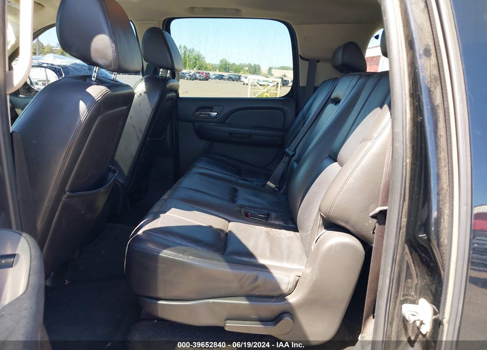 2008 CHEVROLET SUBURBAN 1500 LT VIN: 3GNFK16378G197484