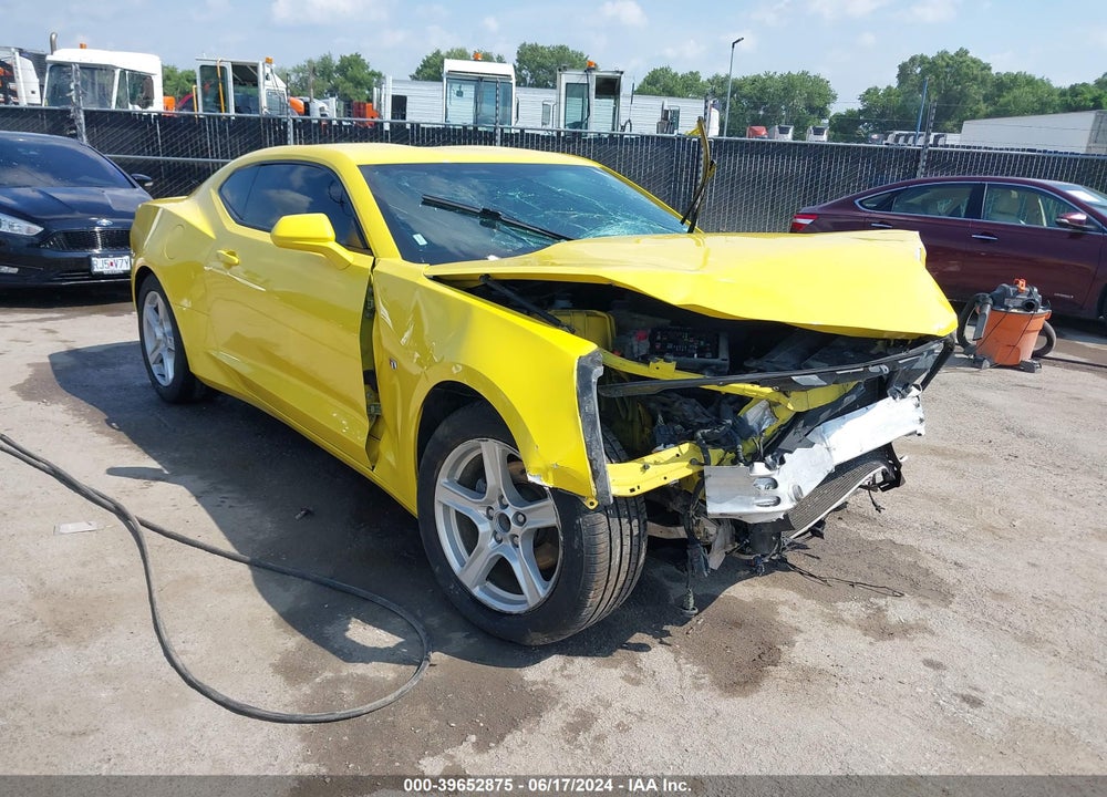 2017 CHEVROLET CAMARO 1LT VIN: 1G1FB1RS5H0113851