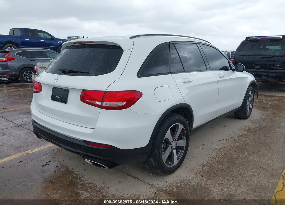 2017 MERCEDES-BENZ GLC 300 VIN: WDC0G4JB6HF121220