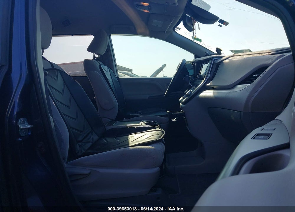 2020 TOYOTA SIENNA LE VIN: 5TDKZ3DC1LS042747