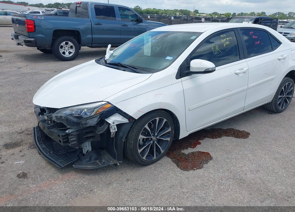 2018 TOYOTA COROLLA SE VIN: 5YFBURHE2JP770550