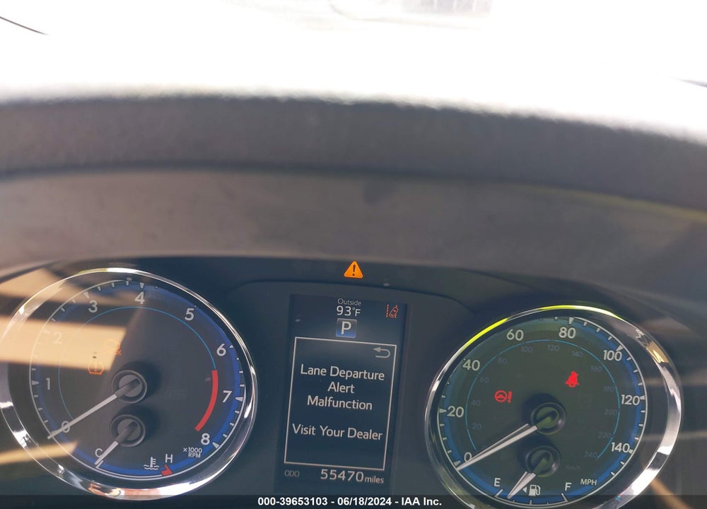 2018 TOYOTA COROLLA SE VIN: 5YFBURHE2JP770550
