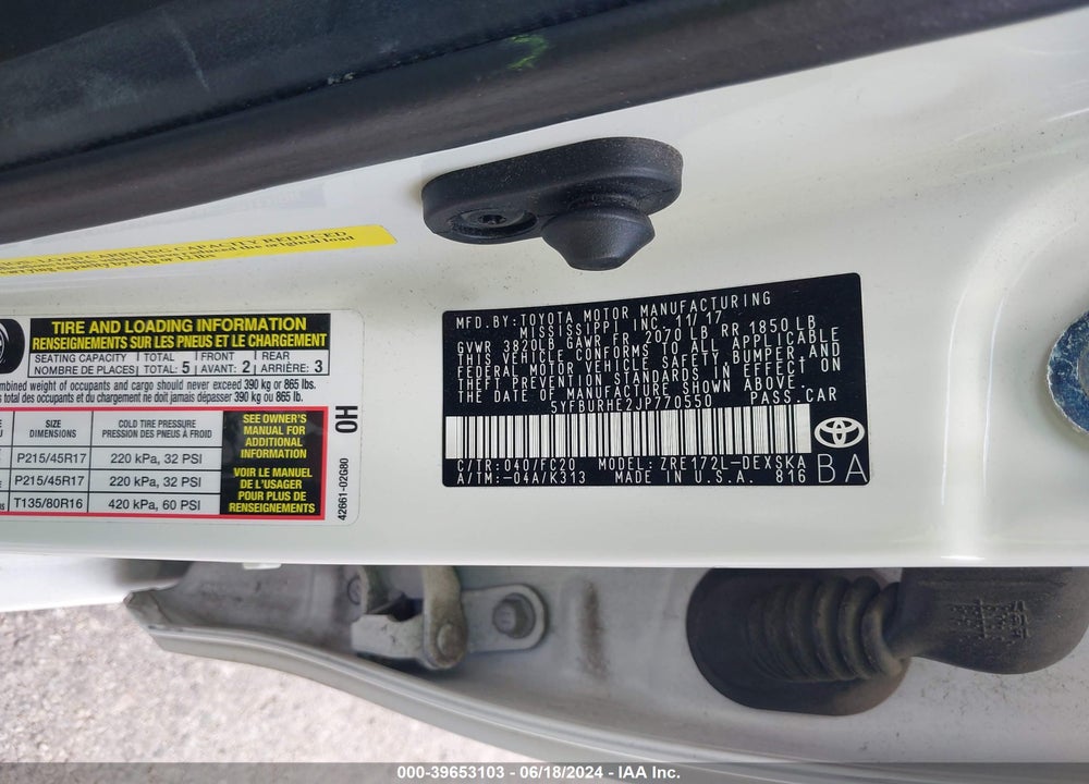 2018 TOYOTA COROLLA SE VIN: 5YFBURHE2JP770550