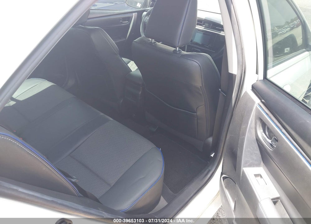 2018 TOYOTA COROLLA SE VIN: 5YFBURHE2JP770550