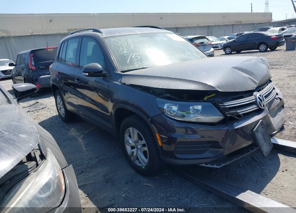 2016 VOLKSWAGEN TIGUAN S VIN: WVGAV7AX5GW567186