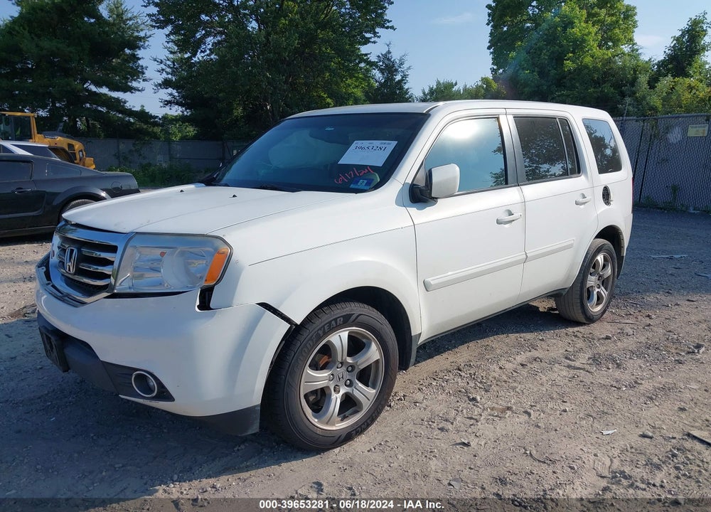 2015 HONDA PILOT EX-L VIN: 5FNYF4H56FB002158