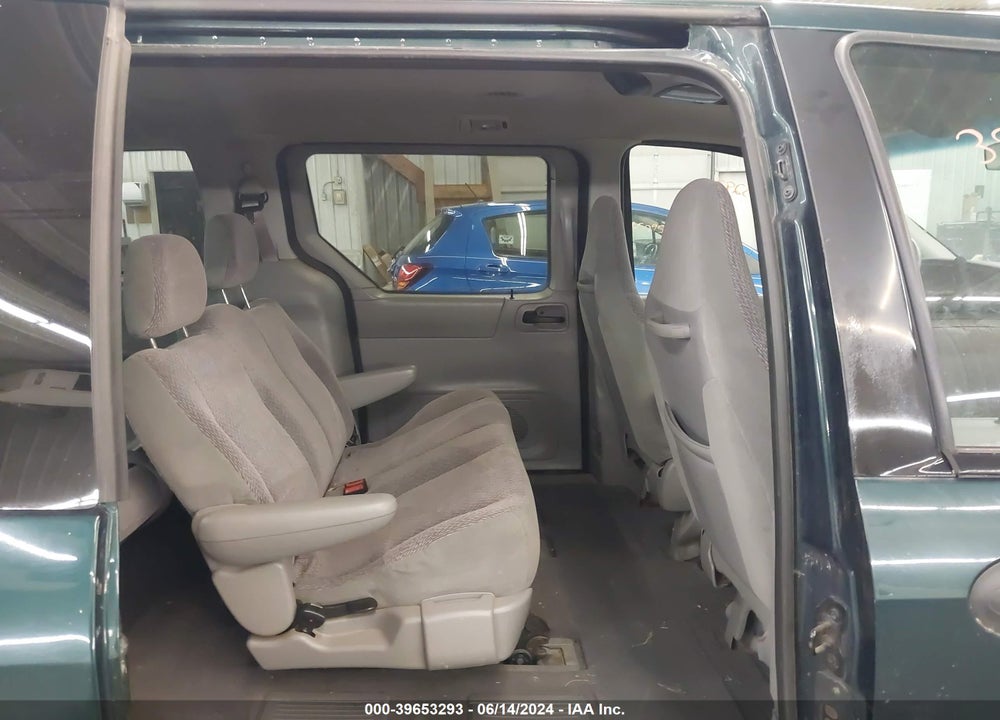 2001 FORD WINDSTAR LX VIN: 2FMZA51481BB60917