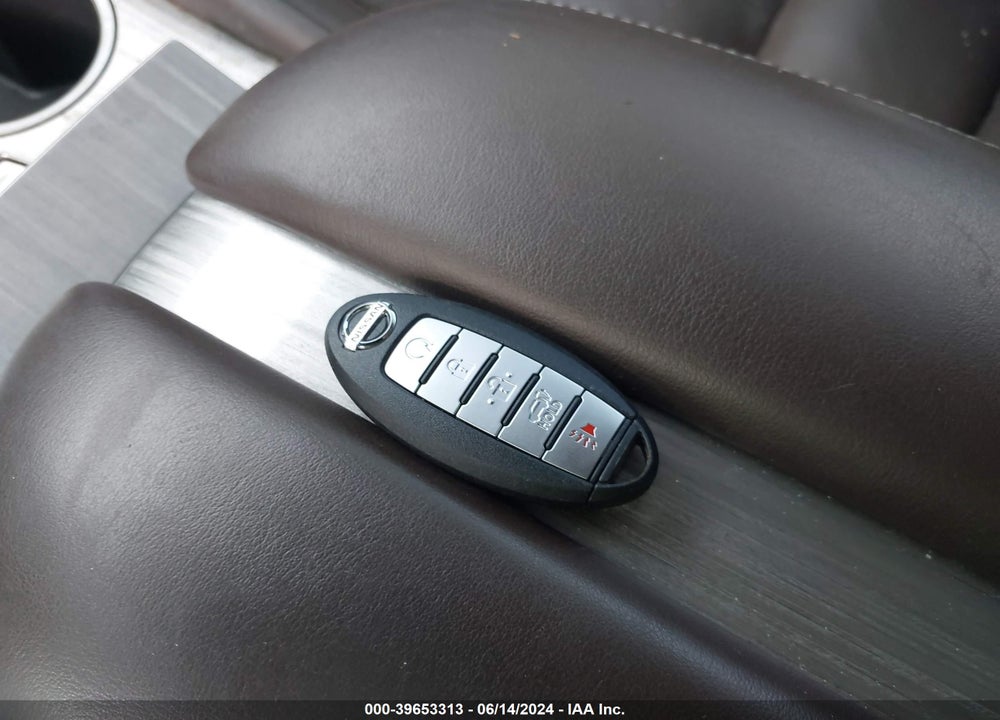 2015 NISSAN MURANO PLATINUM VIN: 5N1AZ2MG3FN273955