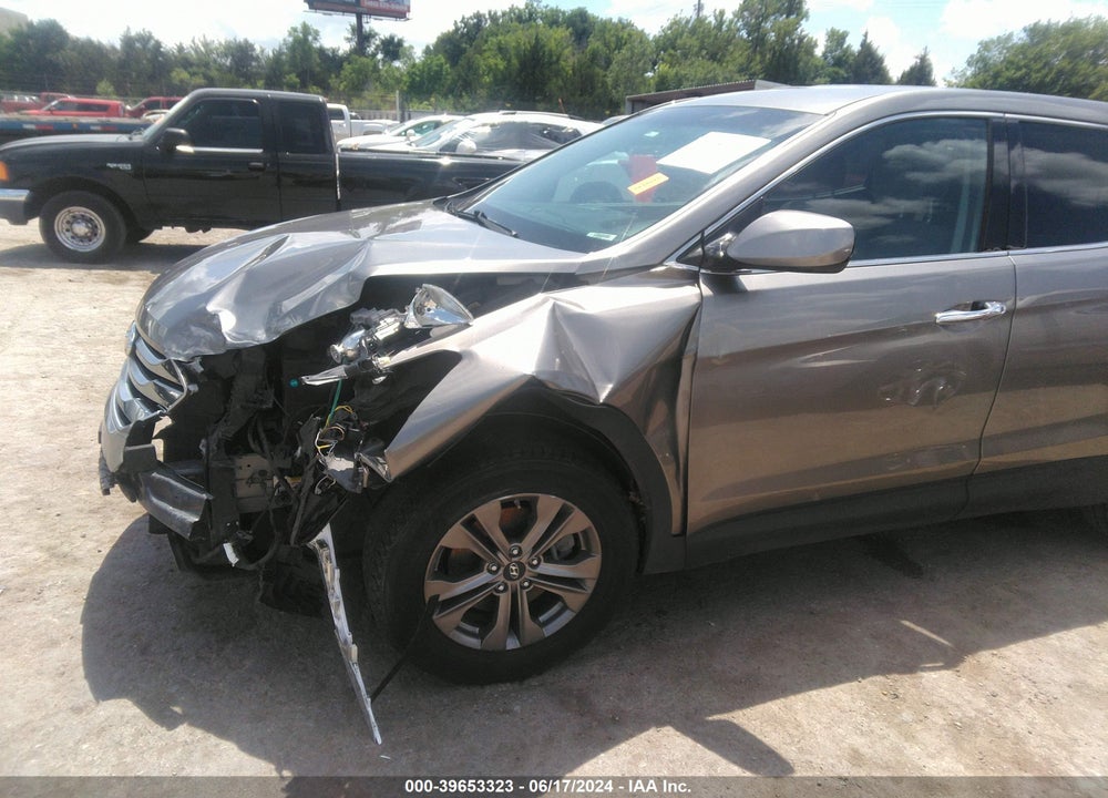 2016 HYUNDAI SANTA FE SPORT VIN: 5XYZT3LB5GG329312