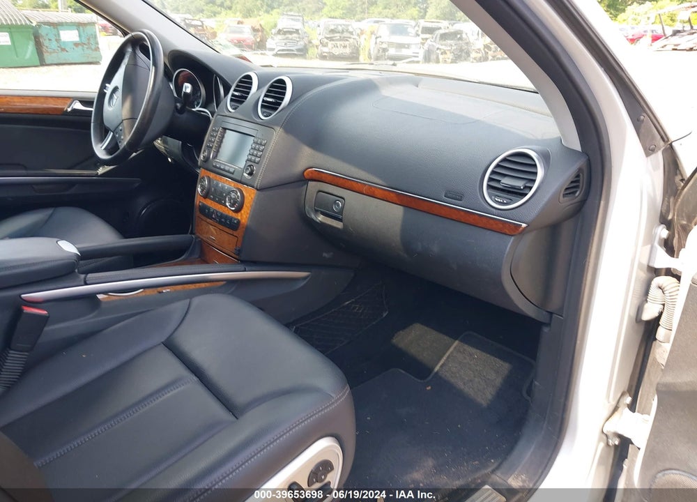 2008 MERCEDES-BENZ GL 450 4MATIC VIN: 4JGBF71E98A350321