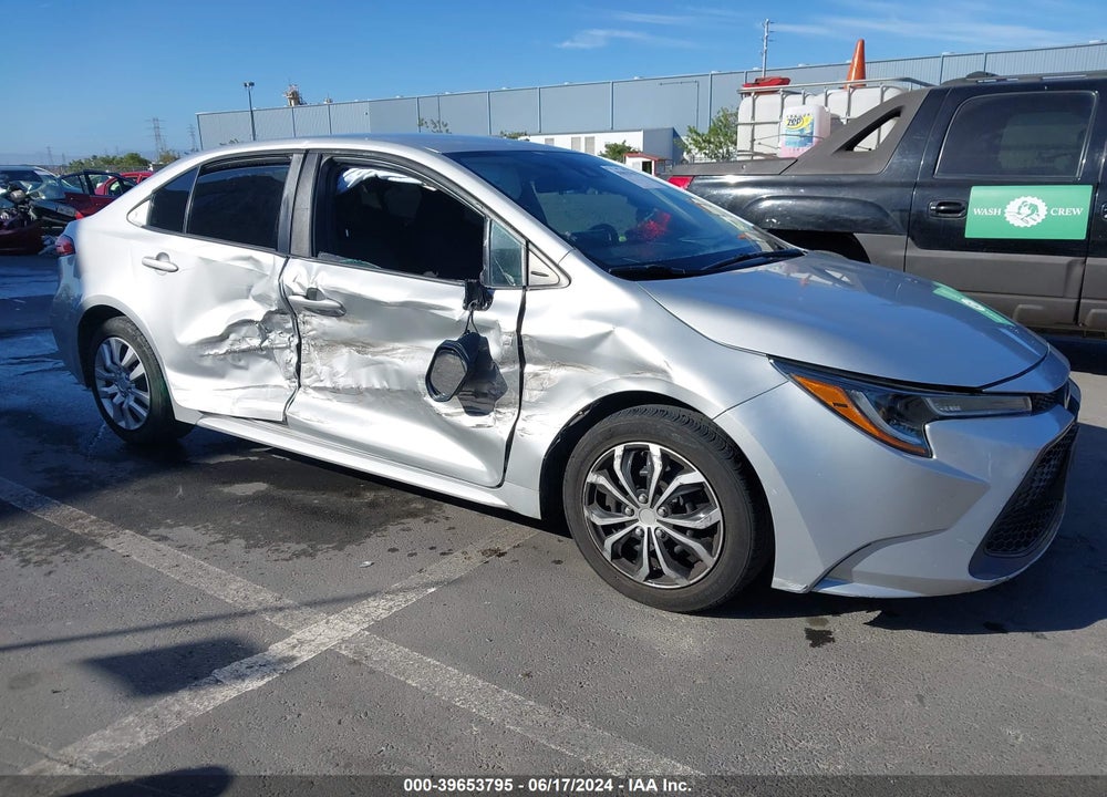 2020 TOYOTA COROLLA LE VIN: 5YFEPRAE8LP094395