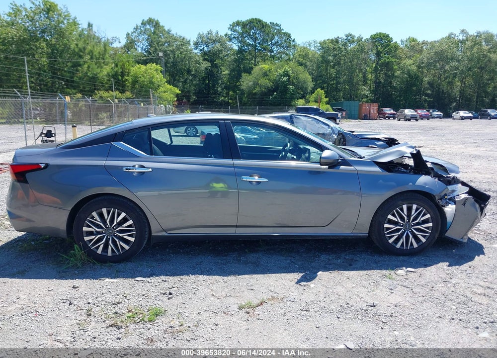 2023 NISSAN ALTIMA SV FWD VIN: 1N4BL4DV3PN341683