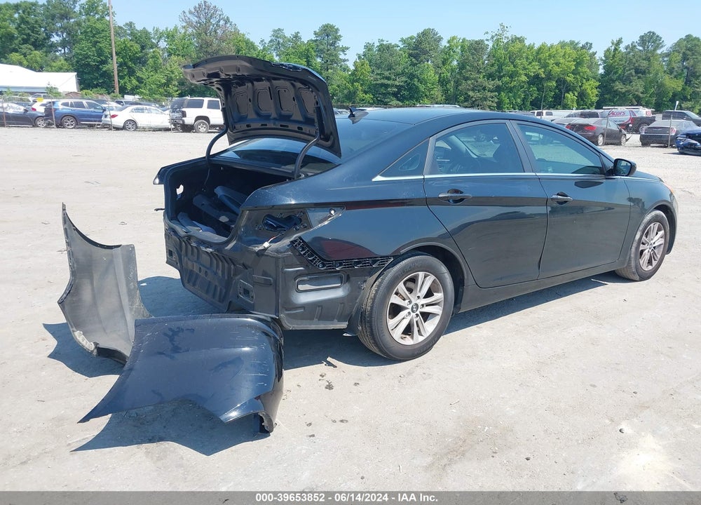 2013 HYUNDAI SONATA GLS VIN: 5NPEB4AC6DH785830