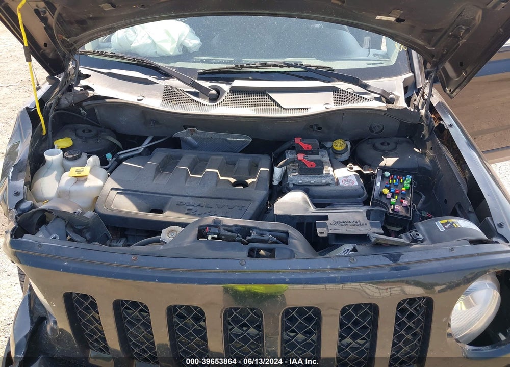 2014 JEEP PATRIOT LATITUDE VIN: 1C4NJRFBXED884464