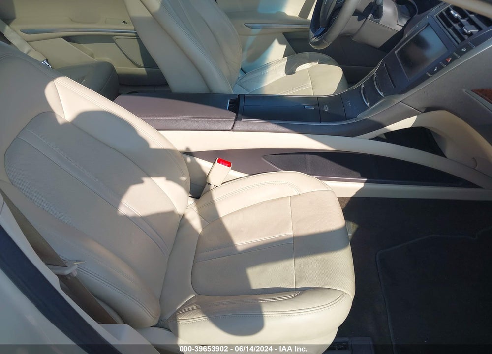 2015 LINCOLN MKZ HYBRID VIN: 3LN6L2LU8FR624077