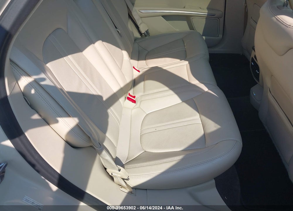 2015 LINCOLN MKZ HYBRID VIN: 3LN6L2LU8FR624077