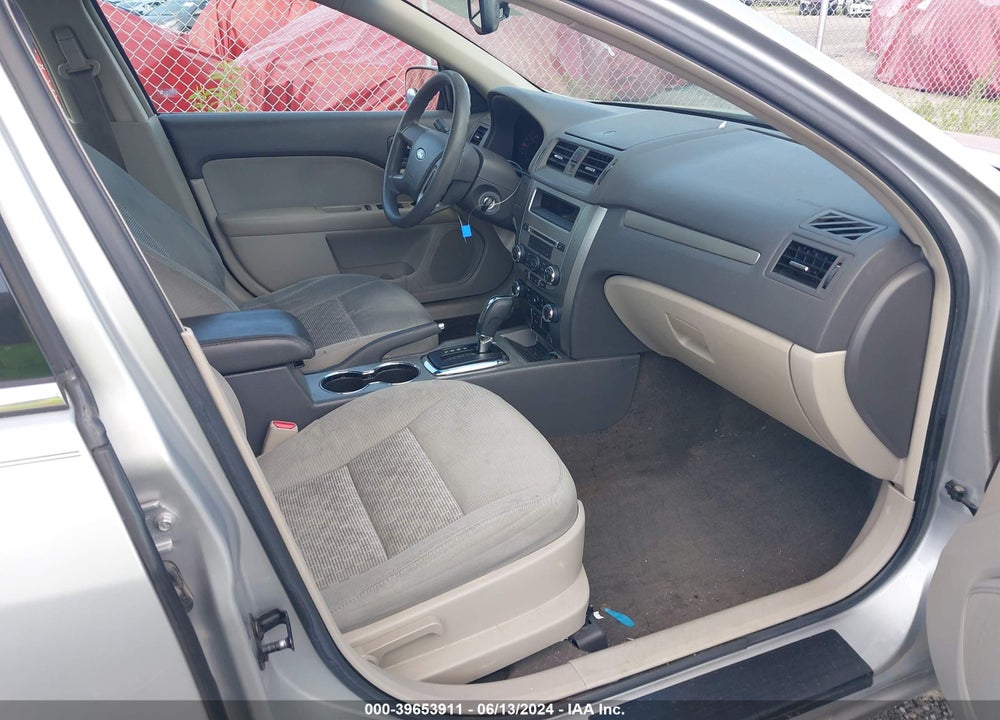 2010 FORD FUSION SE VIN: 3FAHP0HA3AR168332