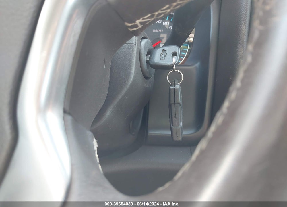2017 CHEVROLET SILVERADO 1500 2LT VIN: 3GCUKREC4HG261769