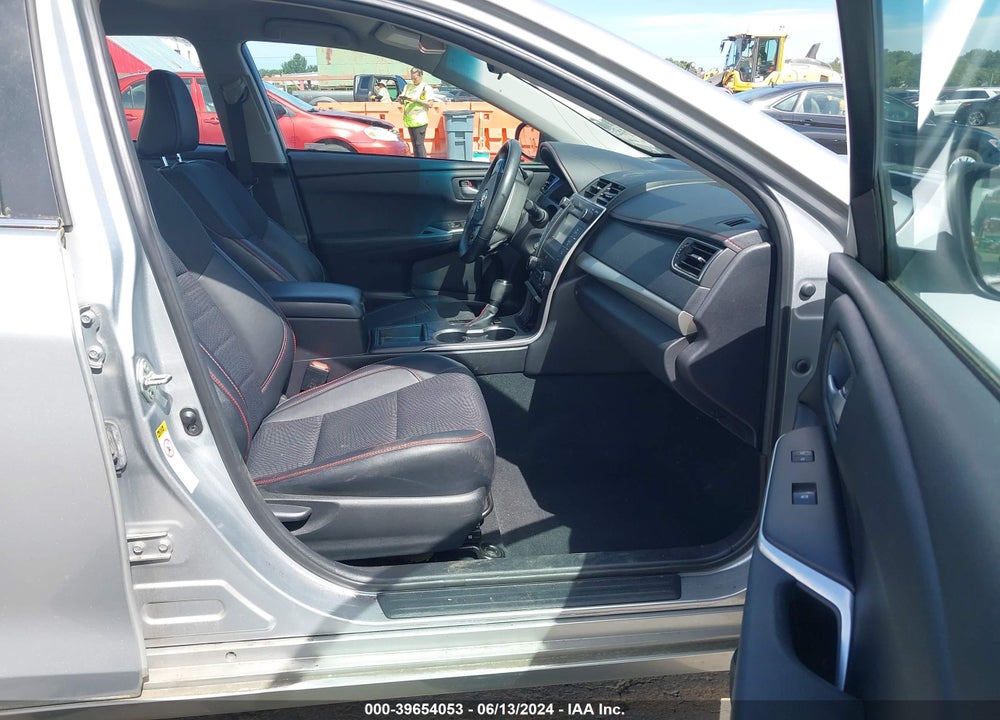 2017 TOYOTA CAMRY SE VIN: 4T1BF1FK1HU642961
