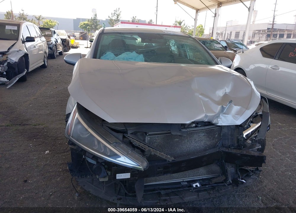 2020 HYUNDAI ELANTRA SEL VIN: 5NPD84LF0LH515542