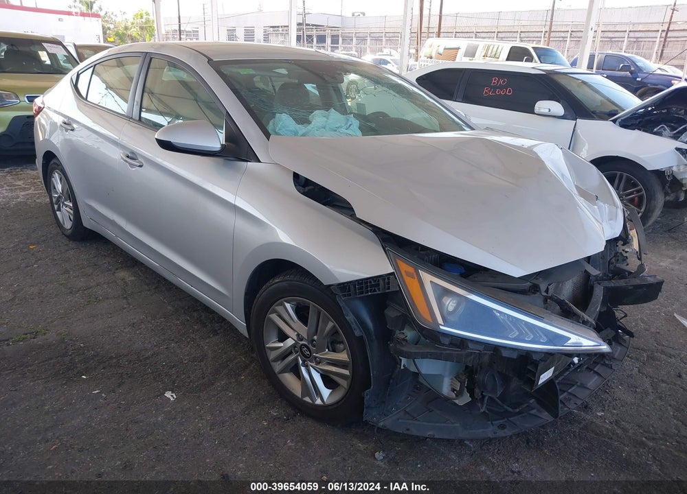2020 HYUNDAI ELANTRA SEL VIN: 5NPD84LF0LH515542