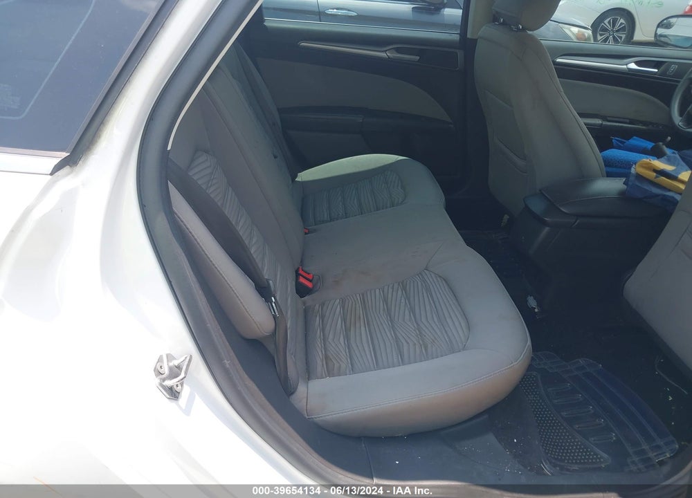 2016 FORD FUSION S VIN: 3FA6P0G7XGR340488