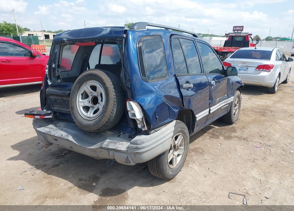 2003 CHEVROLET TRACKER HARD TOP BASE VIN: 2CNBE13C736931964