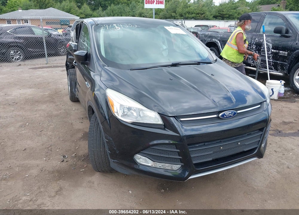 2015 FORD ESCAPE SE VIN: 1FMCU9G90FUB50682
