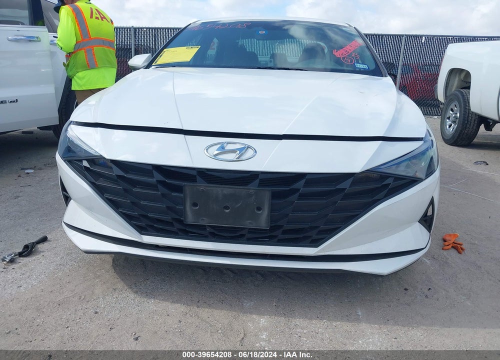 2023 HYUNDAI ELANTRA SEL VIN: 5NPLM4AG2PH105074