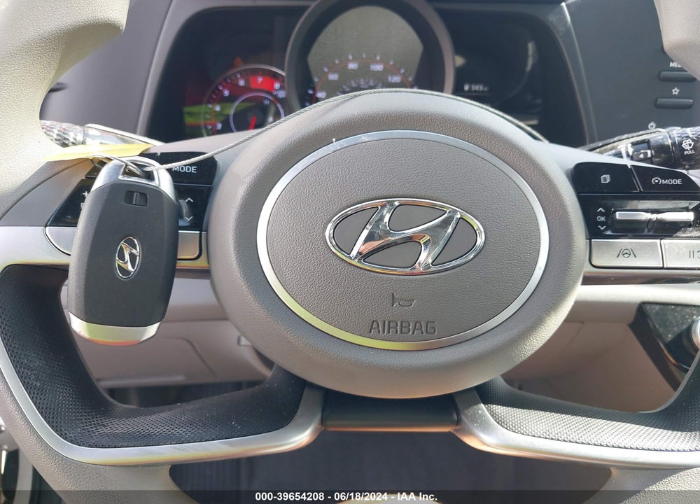 2023 HYUNDAI ELANTRA SEL VIN: 5NPLM4AG2PH105074