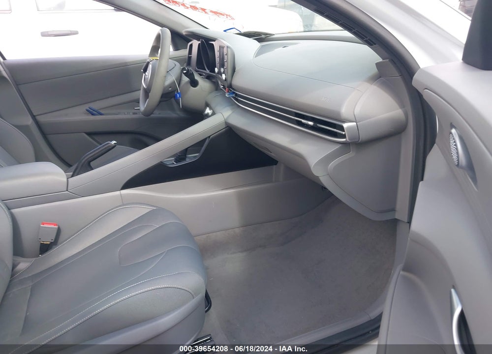 2023 HYUNDAI ELANTRA SEL VIN: 5NPLM4AG2PH105074