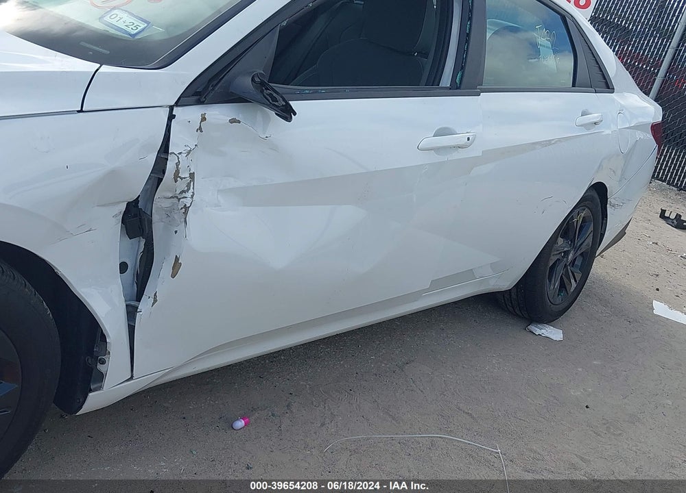 2023 HYUNDAI ELANTRA SEL VIN: 5NPLM4AG2PH105074
