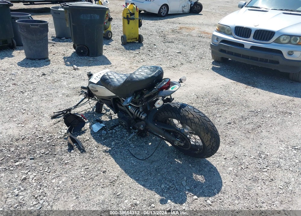 2018 DUCATI SCRAMBLER 800 VIN: ML015ANM1JT014819