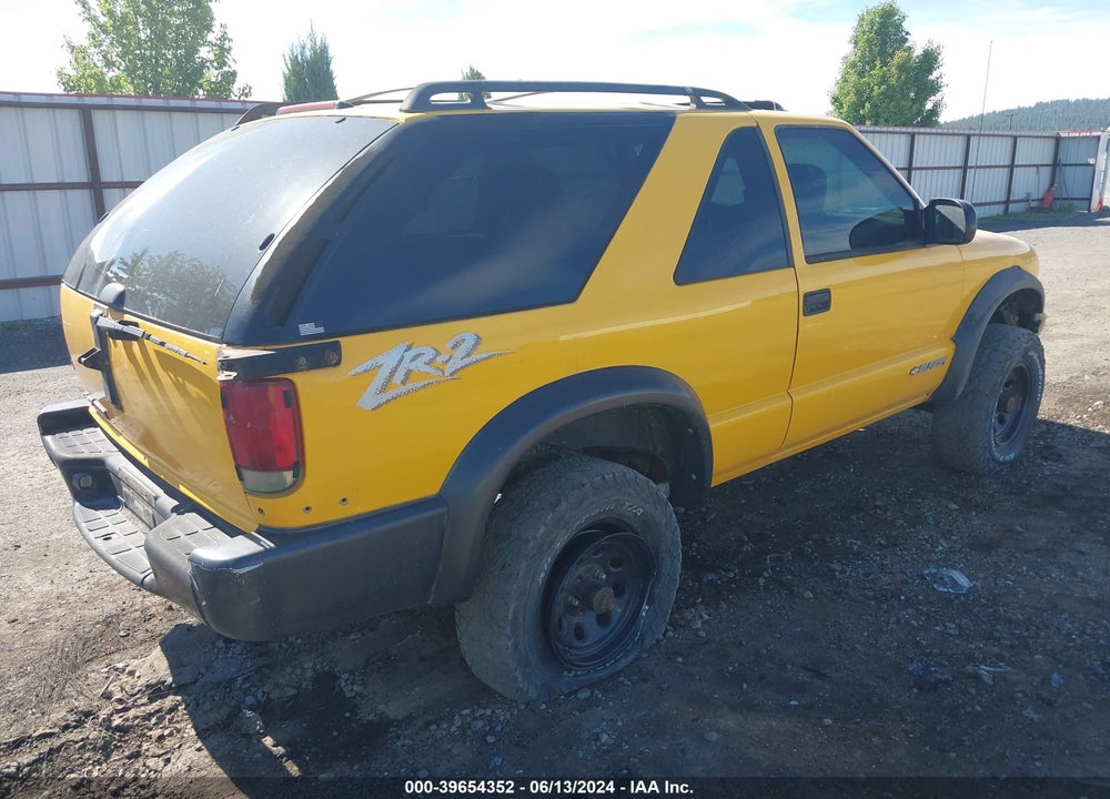 2004 CHEVROLET BLAZER VIN: 1GNCT18X04K151482