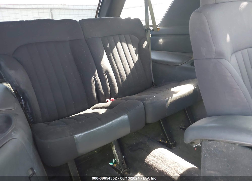 2004 CHEVROLET BLAZER VIN: 1GNCT18X04K151482
