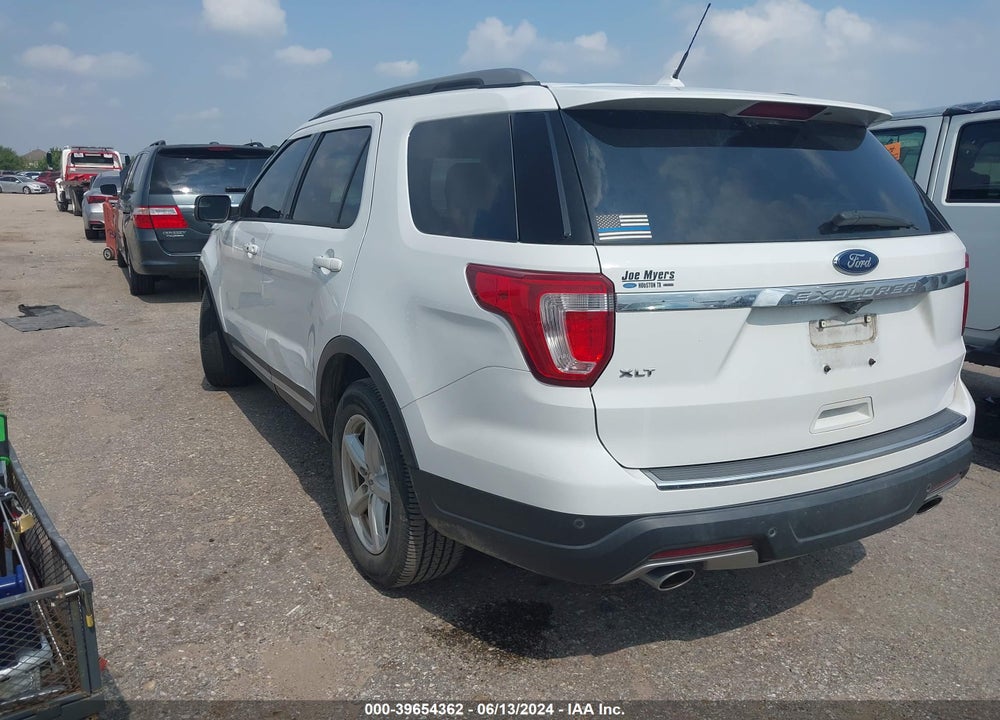2018 FORD EXPLORER XLT VIN: 1FM5K7D84JGA66645