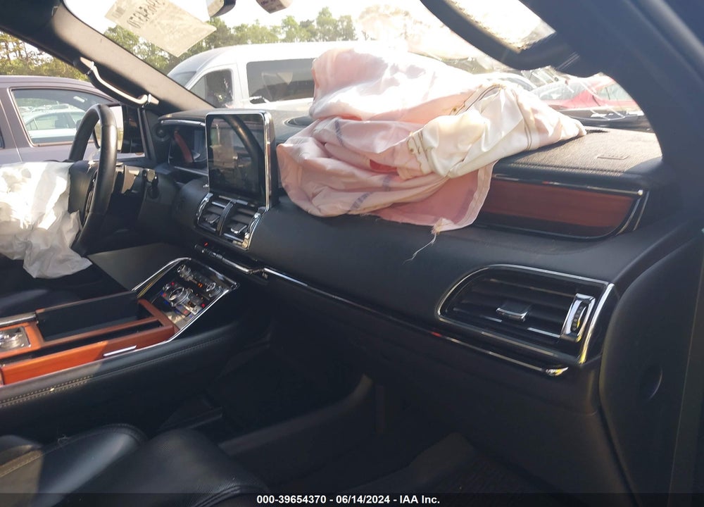 2020 LINCOLN NAVIGATOR RESERVE L VIN: 5LMJJ3LT1LEL13910