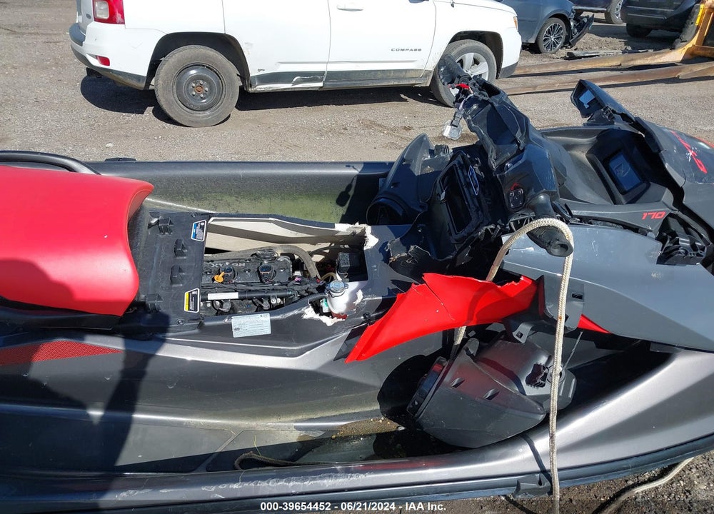 2022 SEADOO --- VIN: YDV47352A222