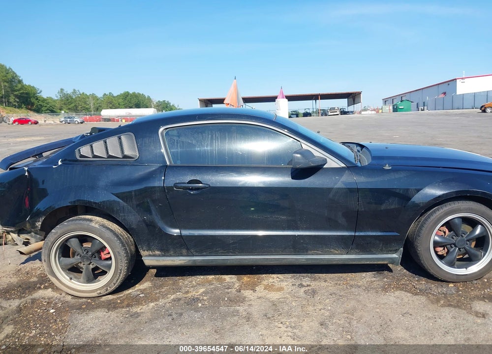 2005 FORD MUSTANG V6 DELUXE/V6 PREMIUM VIN: 1ZVFT80N955211412