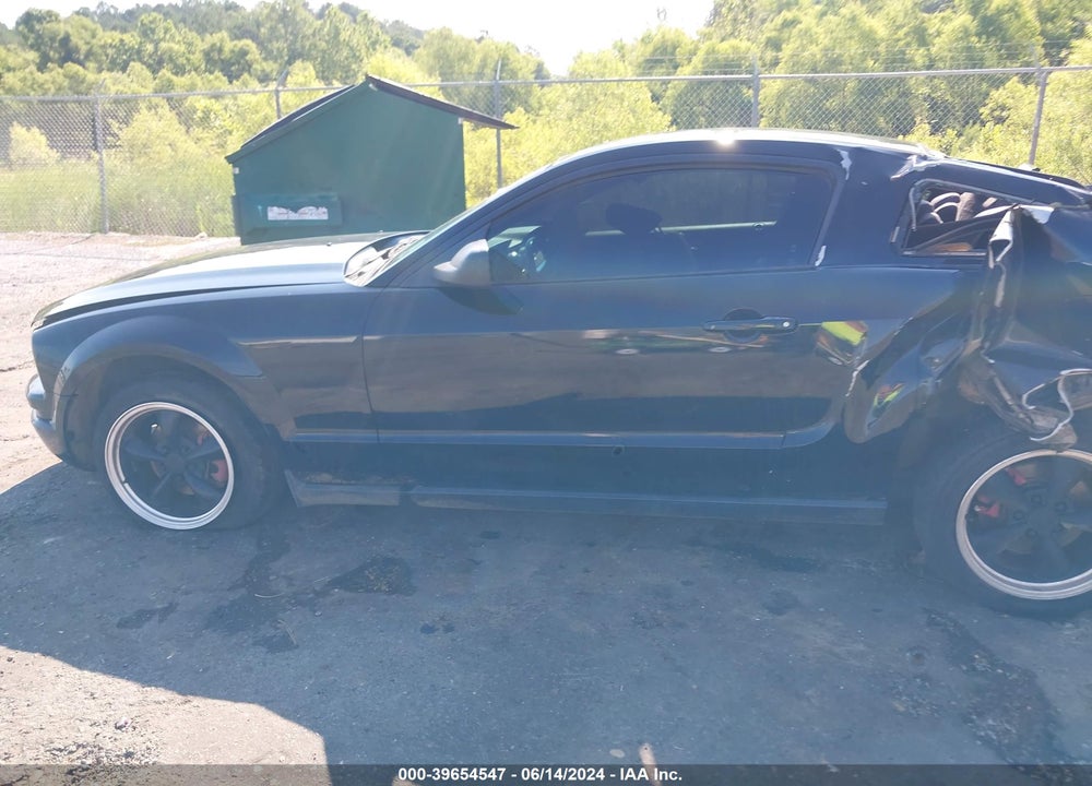 2005 FORD MUSTANG V6 DELUXE/V6 PREMIUM VIN: 1ZVFT80N955211412