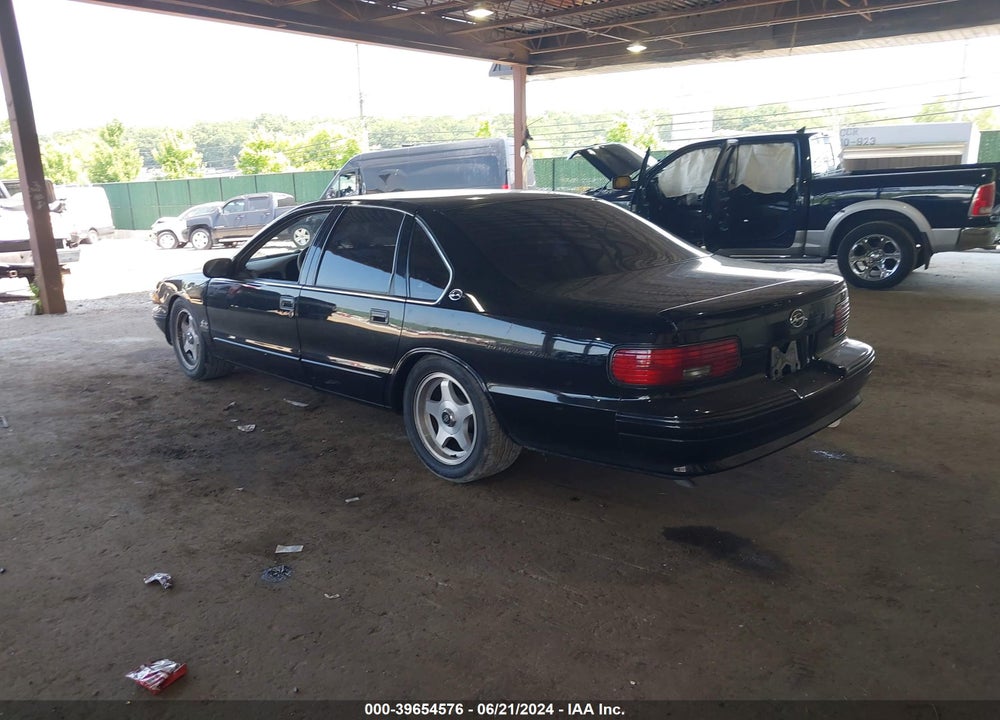 1996 CHEVROLET CAPRICE / IMPALA CLASSIC SS VIN: 1G1BL52PXTR153534