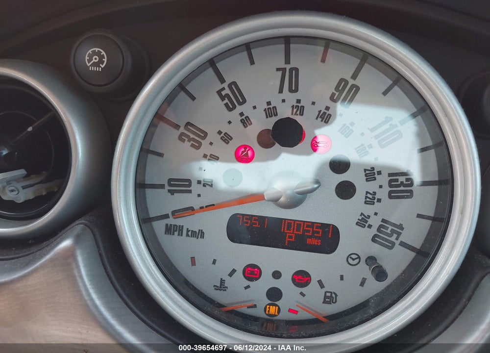 2006 MINI COOPER S VIN: WMWRE33576TJ39256