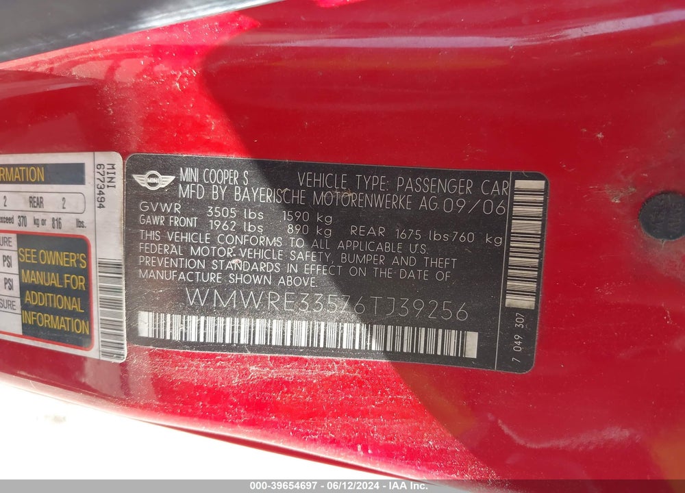 2006 MINI COOPER S VIN: WMWRE33576TJ39256