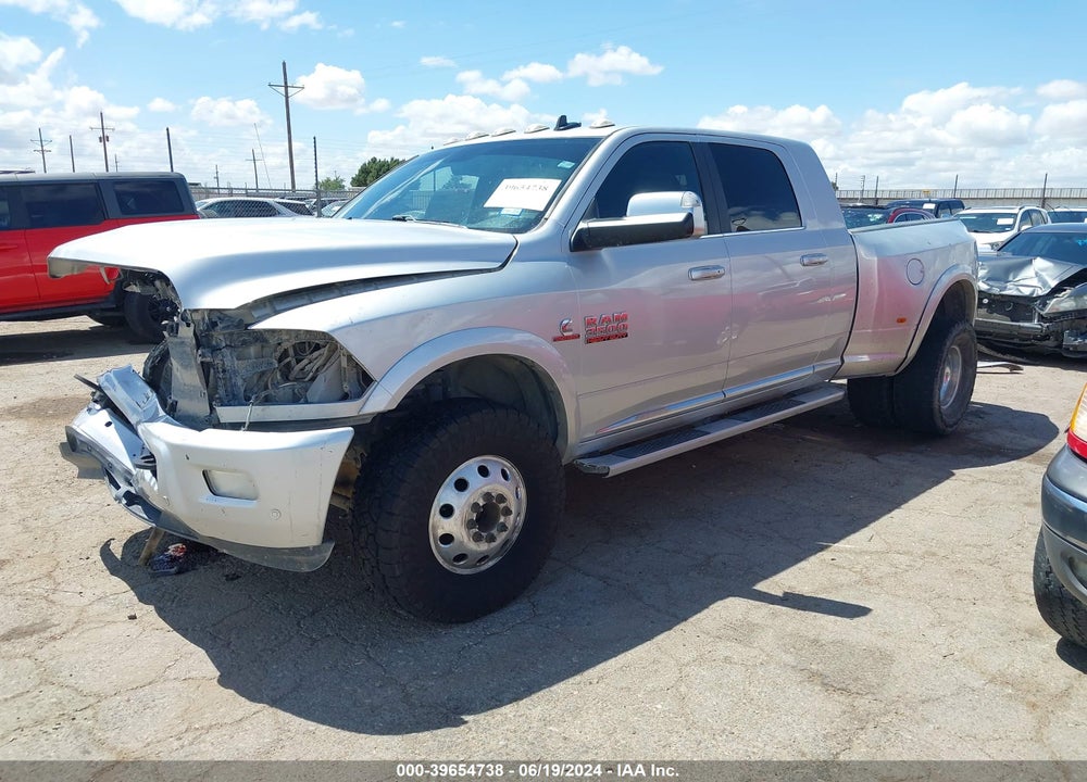 2018 RAM 3500 LIMITED MEGA CAB 4X4 6'4 BOX VIN: 3C63RRNL8JG221683